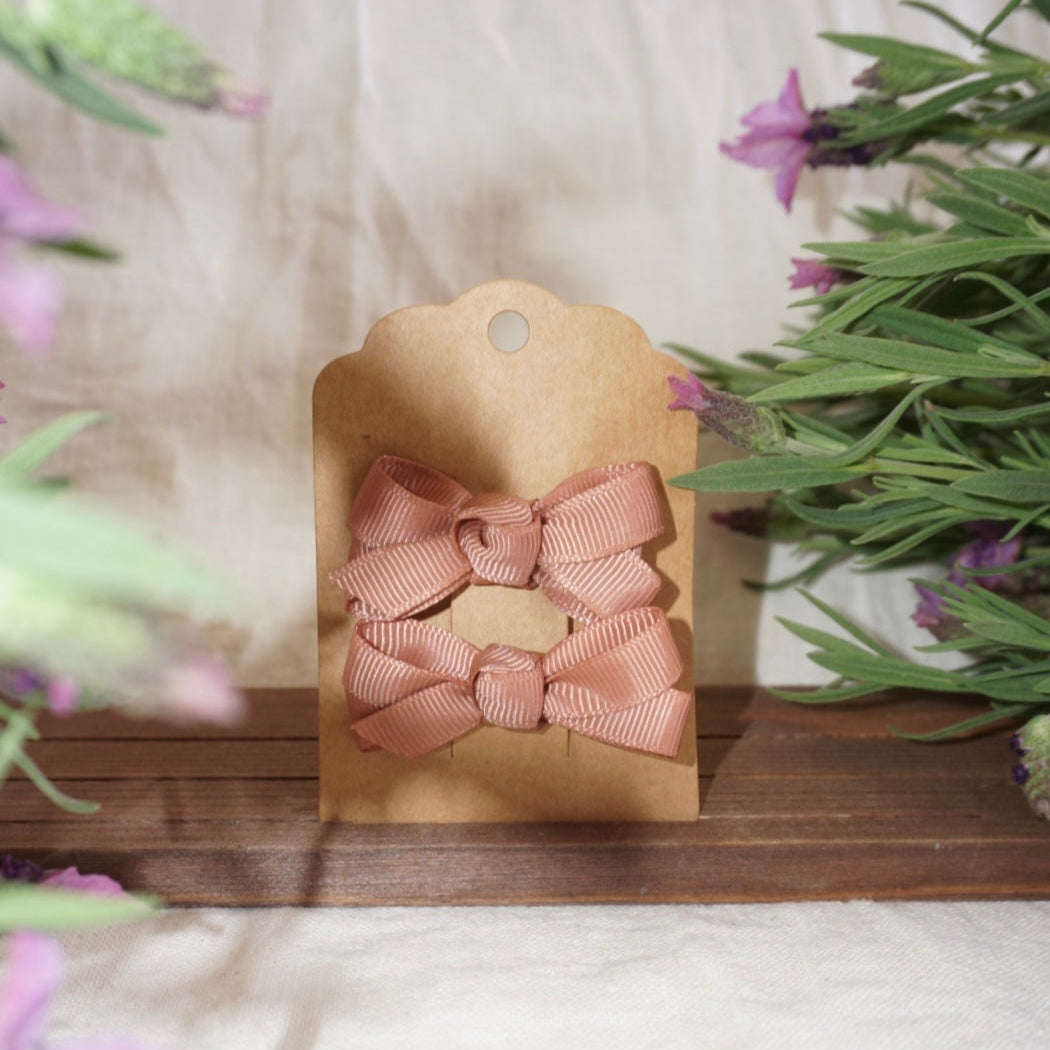 Toffee Glow Bows